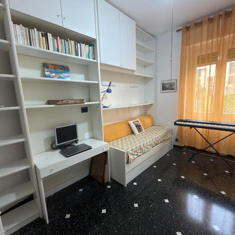 Gaslini Hospital Apartment with garden - Two-Bedroom Apartment - 20