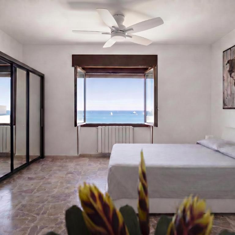 Calma de Mar Sea View Sunset - Two-Bedroom Apartment with Balcony and Sea View - 4