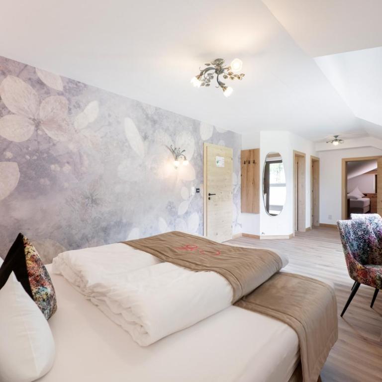 Hotel AlpenSchlössl - Comfort Familienzimmer - 2