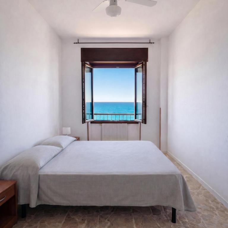 Calma de Mar Sea View Sunset - Two-Bedroom Apartment with Balcony and Sea View - 8