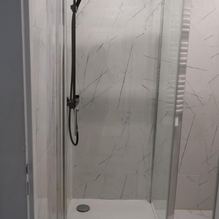 Cozy Studios in Old Town with Mezzanine - Place Garibaldi, Nice - Appartement 1 Chambre - 10