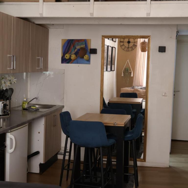 Cozy Studios in Old Town with Mezzanine - Place Garibaldi, Nice - Appartement 1 Chambre - 16