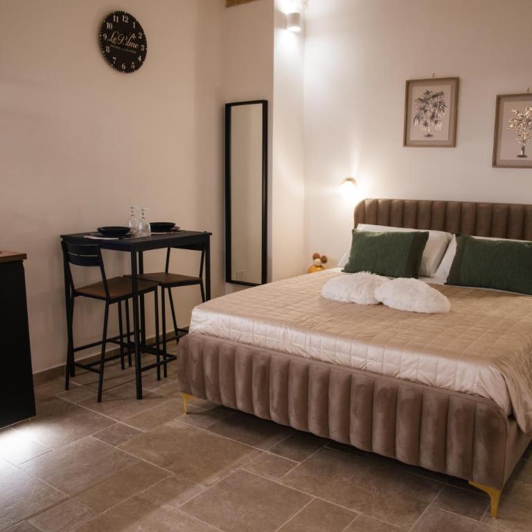 Le Palme - Holiday Suite Home - Suite with Spa Bath - 2