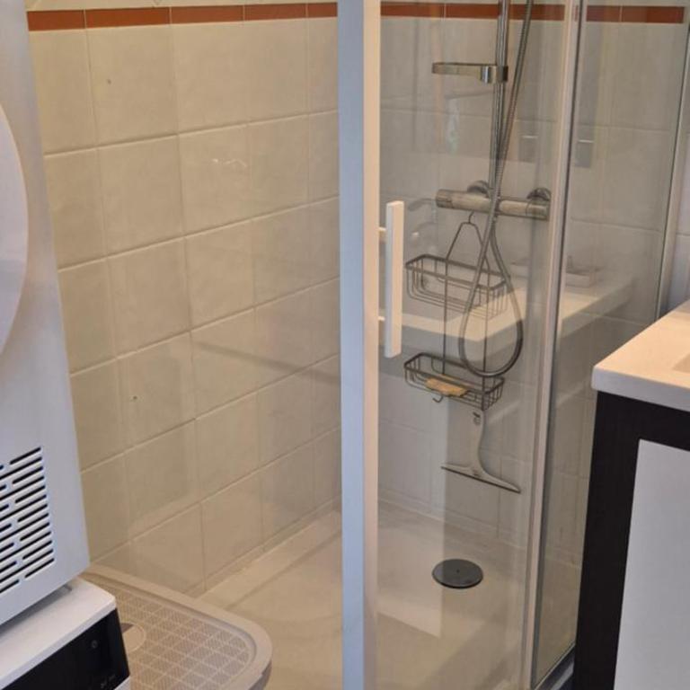 T2, vue imprenable sur le port, parking, clim, wifi - Appartement 1 Chambre - Vue sur Mer - 15
