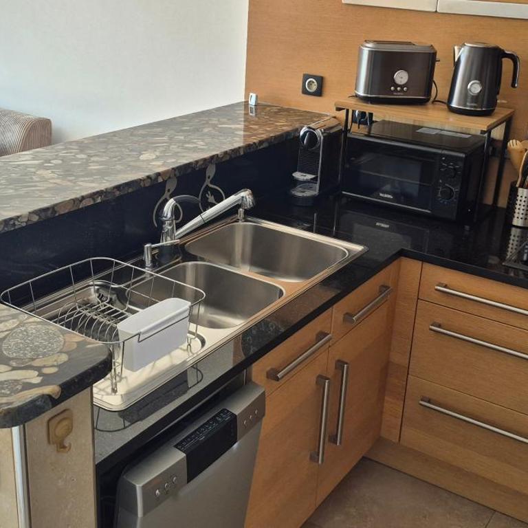 T2, vue imprenable sur le port, parking, clim, wifi - Appartement 1 Chambre - Vue sur Mer - 27