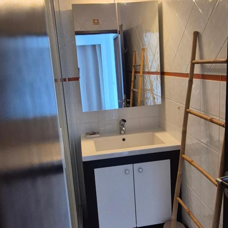 T2, vue imprenable sur le port, parking, clim, wifi - Appartement 1 Chambre - Vue sur Mer - 31