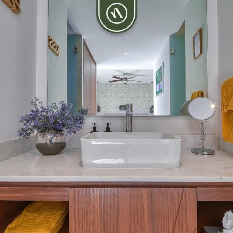 Luxury 1 BR Condo in the Heart of Romantic Zone - Vacation Home - 8