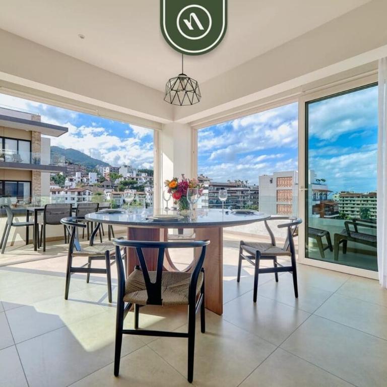Luxury 1 BR Condo in the Heart of Romantic Zone - Vacation Home - 17