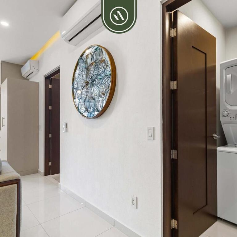 Centric 1 BR Condo with Gym – Amazing Rooftop Pool - Casa - 2
