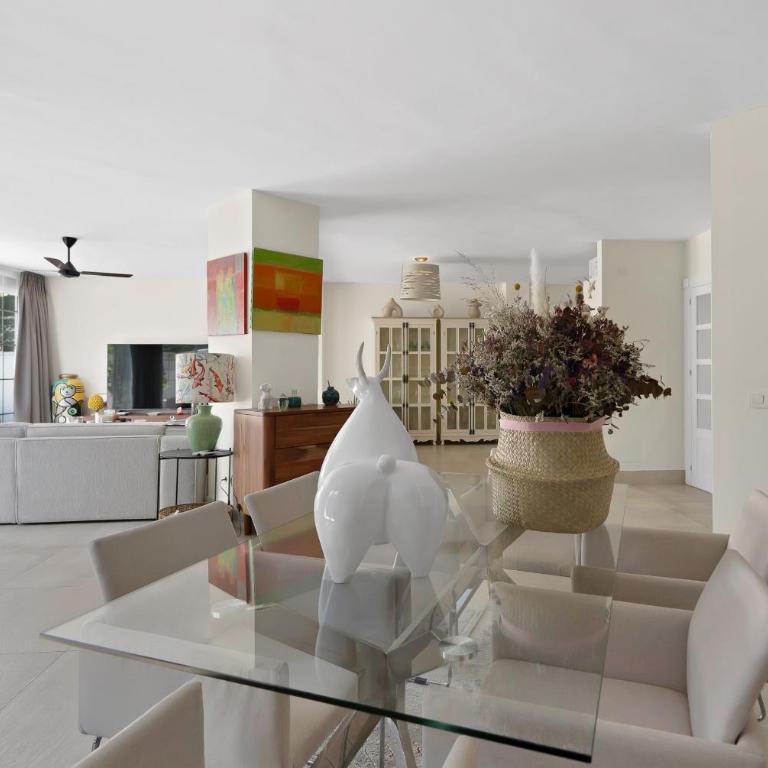 Lujoso y moderno adosado en Nagueles Marbella - Montepiedras 23 - Three-Bedroom Vacation Home - 13