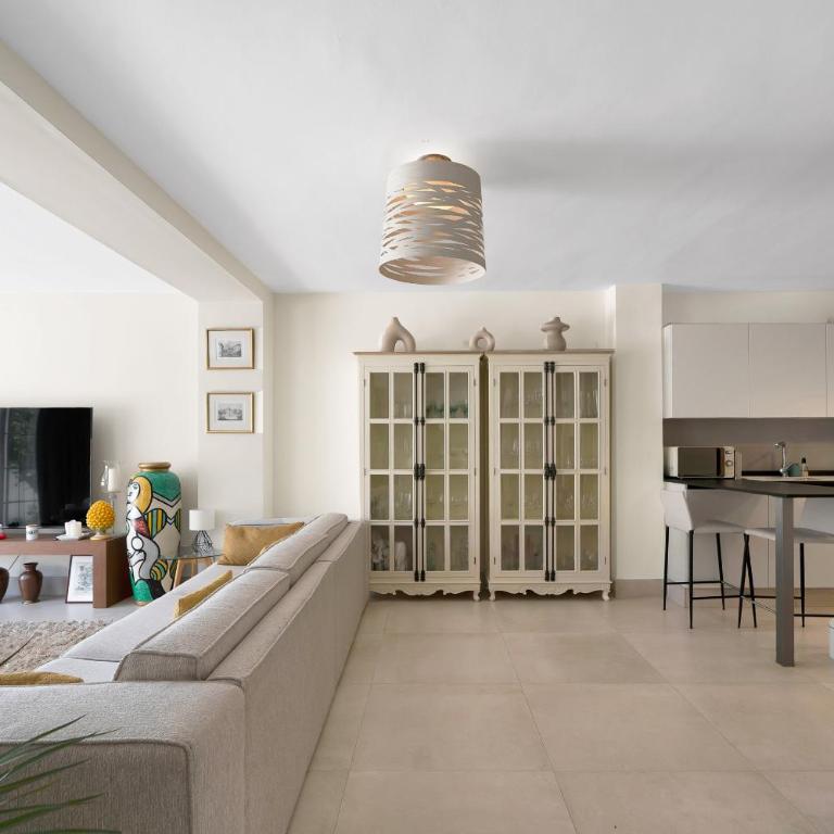 Lujoso y moderno adosado en Nagueles Marbella - Montepiedras 23 - Three-Bedroom Vacation Home - 14