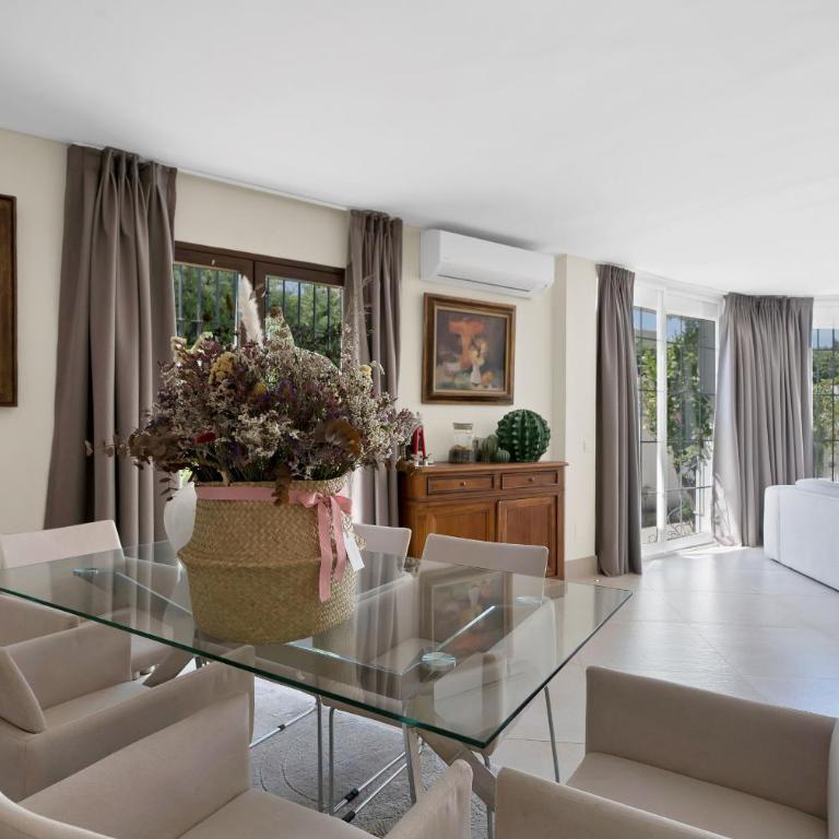 Lujoso y moderno adosado en Nagueles Marbella - Montepiedras 23 - Three-Bedroom Vacation Home - 15