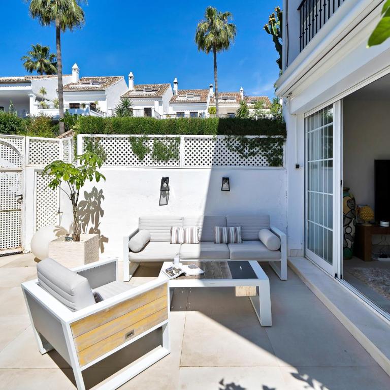 Lujoso y moderno adosado en Nagueles Marbella - Montepiedras 23 - Three-Bedroom Vacation Home - 23