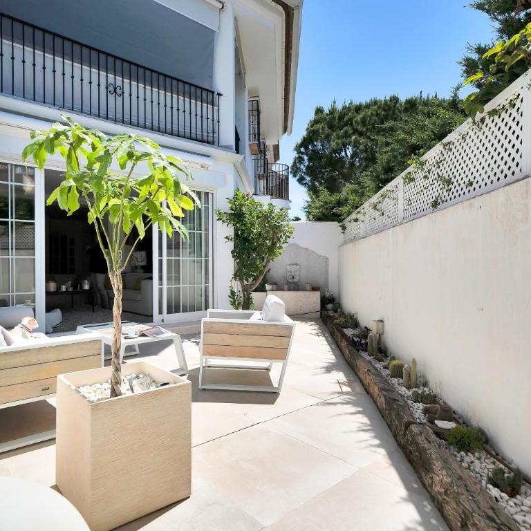 Lujoso y moderno adosado en Nagueles Marbella - Montepiedras 23 - Three-Bedroom Vacation Home - 25