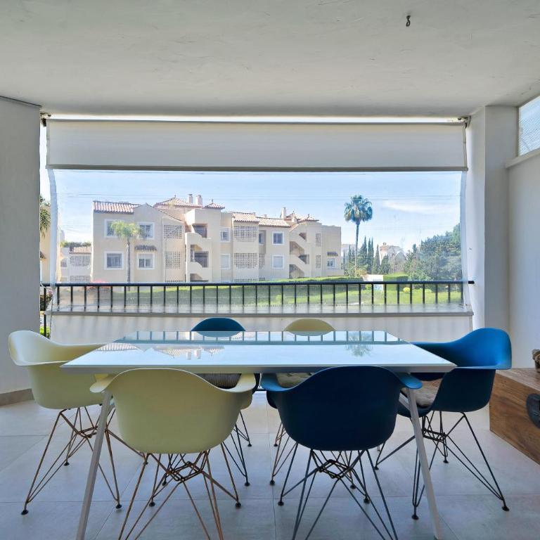 Lujoso y moderno adosado en Nagueles Marbella - Montepiedras 23 - Three-Bedroom Vacation Home - 33