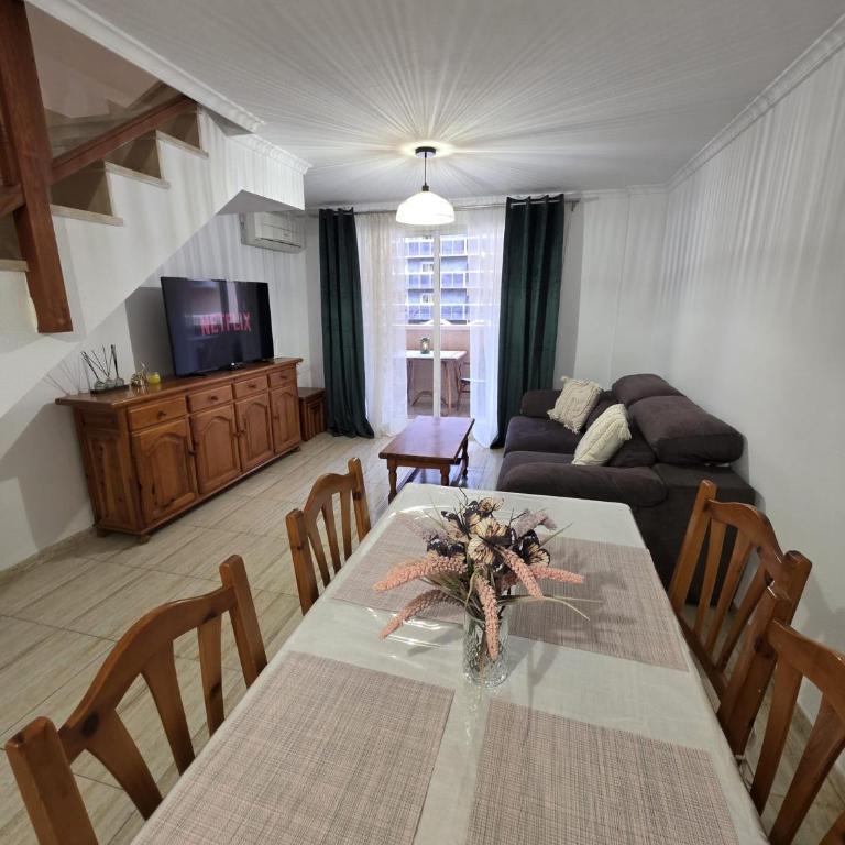 Calpe apartamento duplex a 1 min de la playa centrico wifi aire ideal familias - Apartamento de 2 dormitorios - 8