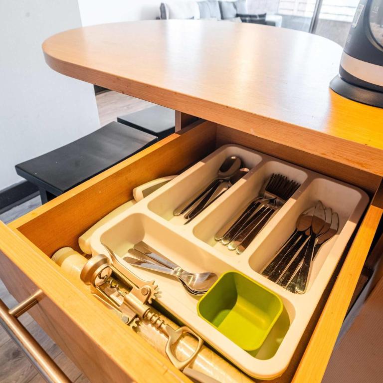 HOM I Pasos del Metro I Las Condes I AC I Parking 0226 - Apartment - 53