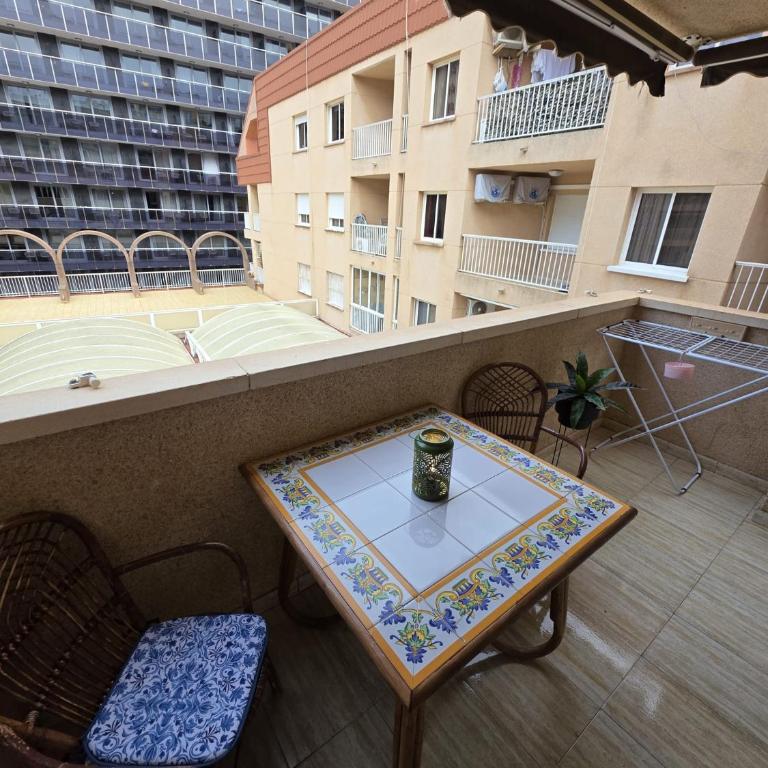 Calpe apartamento duplex a 1 min de la playa centrico wifi aire ideal familias - Apartamento de 2 dormitorios - 16