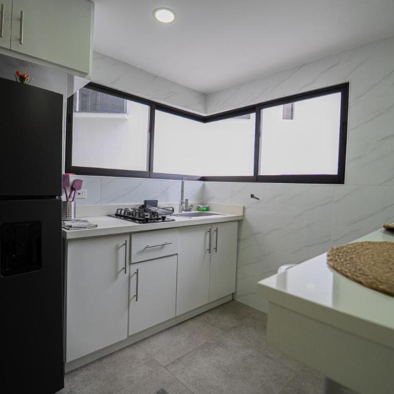 Acogedor apartamento cerca del centro y playa - Deluxe One-Bedroom Apartment with City View - 32