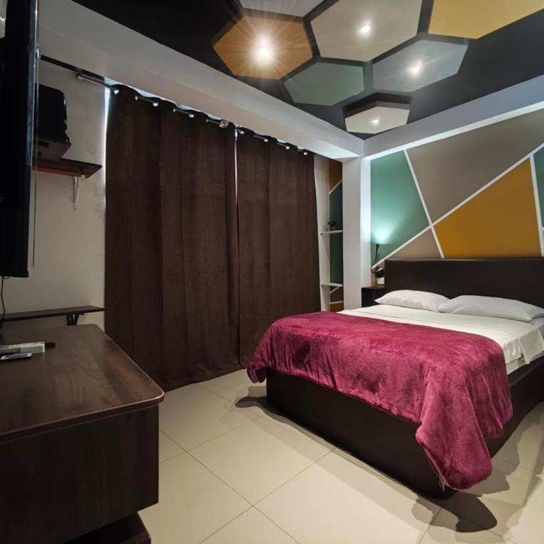 Hospedaje Diamantes - Habitación Doble con baño privado - 7