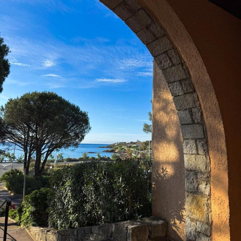 Azurea - Sea view apartment near beach and pools - Appartement - Vue sur Mer - 41
