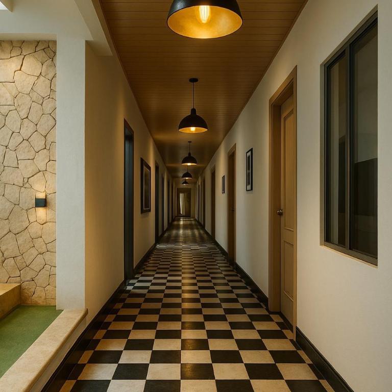 Close to Downtown Executive Suite in Manga with Jacuzzi - One-Bedroom Apartment - 3