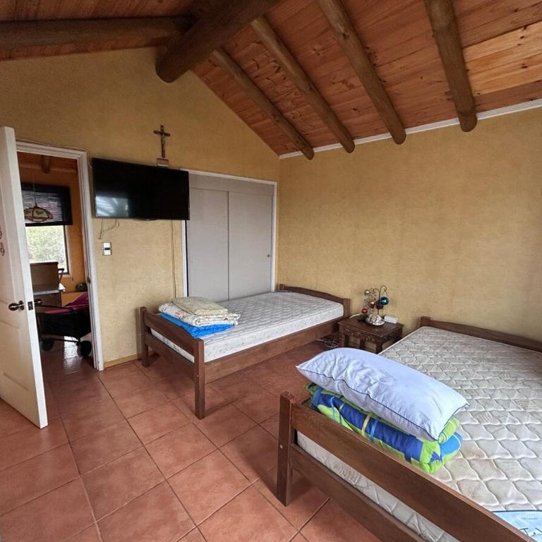 Casa con piscina en condominio a pasos de la playa - Four-Bedroom House - 14