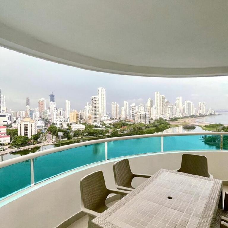 Hermoso apartamento cerca al mar - Three-Bedroom Apartment - 23