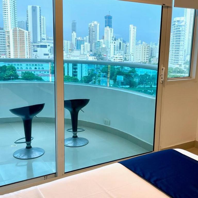 Hermoso apartamento cerca al mar - Three-Bedroom Apartment - 42