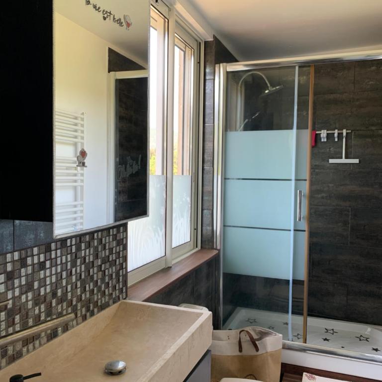 Charmant appartement dans ancien moulin Grassois - Appartement 9 - Appartement 1 Chambre - 8