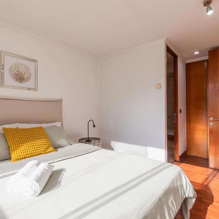 Great location with a pool - Two-Bedroom Apartment - 2