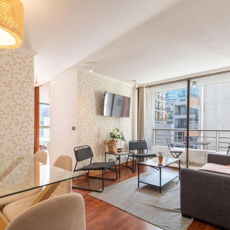 Great location with a pool - Two-Bedroom Apartment - 11