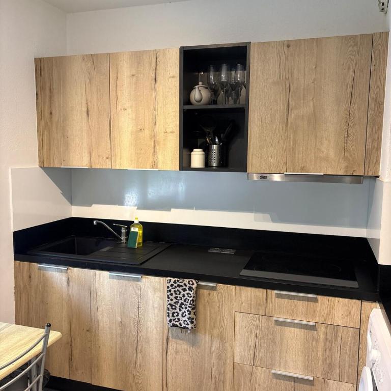 11 Rossellini - Charpenne - 4 people - Appartement 1 Chambre - 6
