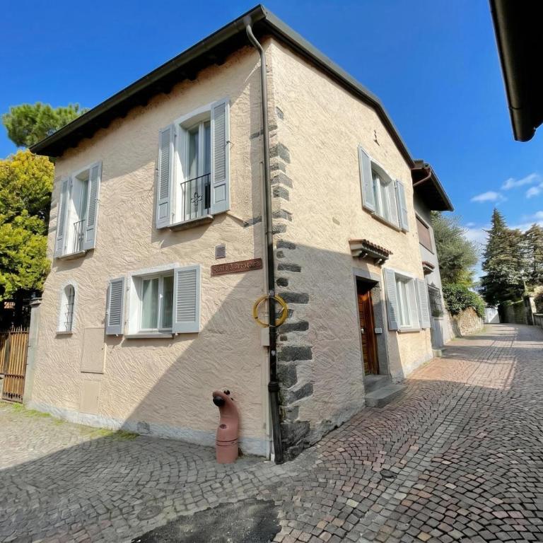 Casa Oliva - Boutique Townhouse in Ascona - Happy Rentals - Appartamento Deluxe - 2