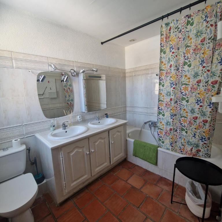 Maison familiale jardin & piscine 5 min des plages - Maison 5 Chambres - 17