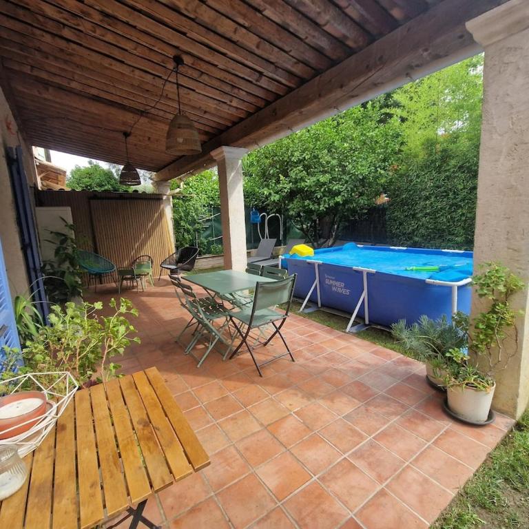 Maison familiale jardin & piscine 5 min des plages - Maison 5 Chambres - 24