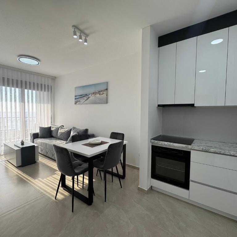 Prestige Apartments - One-Bedroom Apartment - 5