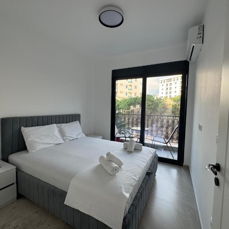 Prestige Apartments - One-Bedroom Apartment - 6