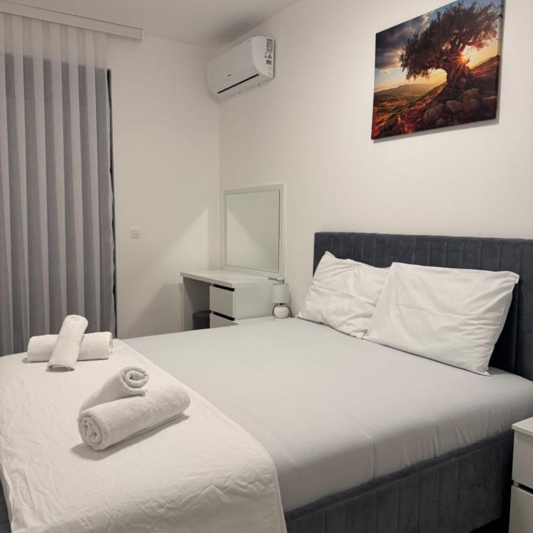 Prestige Apartments - One-Bedroom Apartment - 9