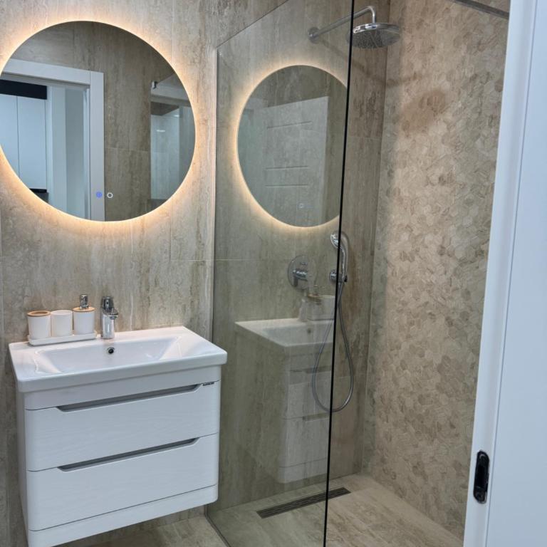 Prestige Apartments - One-Bedroom Apartment - 9