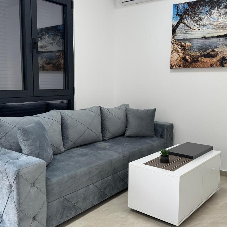 Prestige Apartments - One-Bedroom Apartment - 10