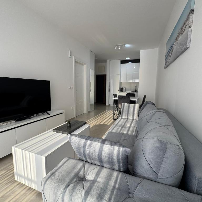 Prestige Apartments - One-Bedroom Apartment - 14