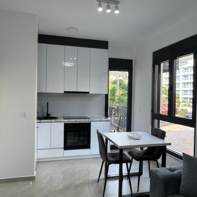 Prestige Apartments - One-Bedroom Apartment - 16