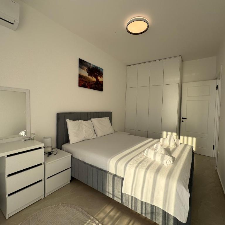 Prestige Apartments - One-Bedroom Apartment - 18