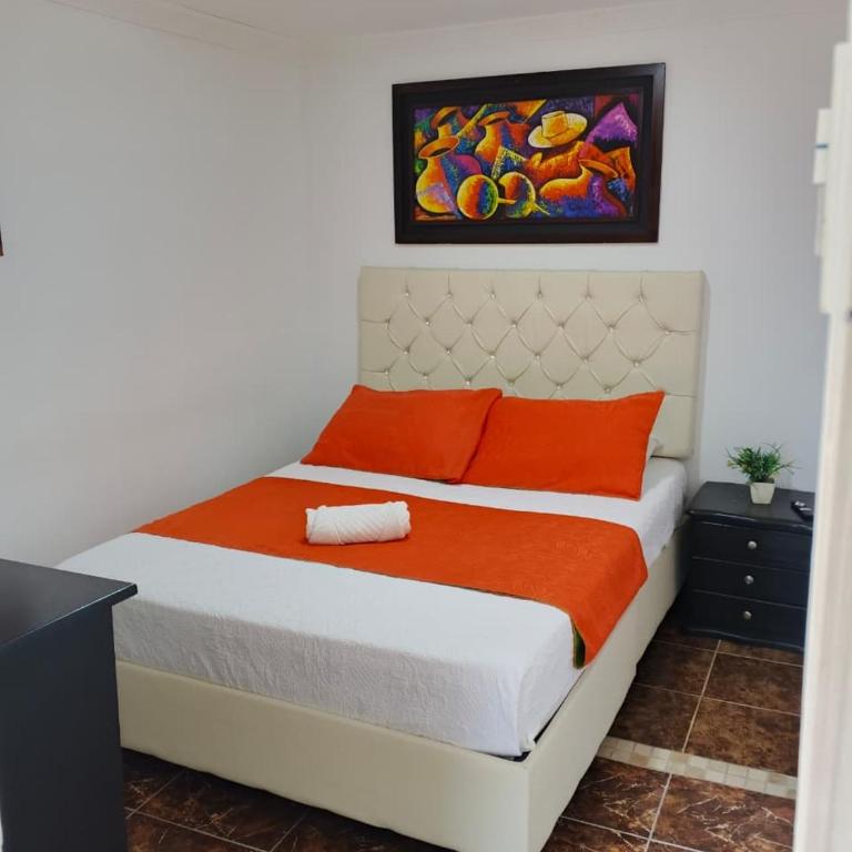 Hotel West California - Habitación Individual Económica - 3