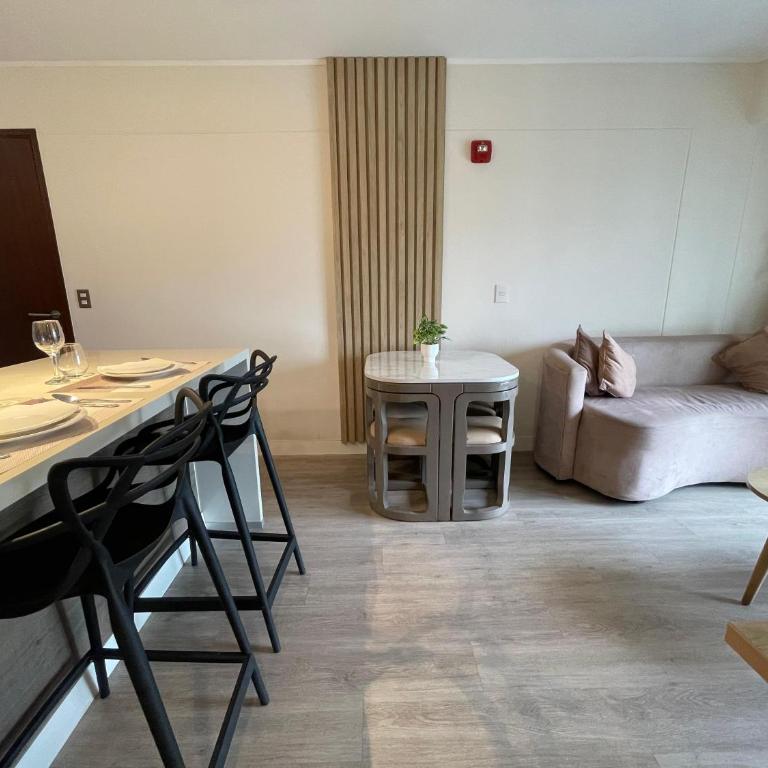 Artline Apartments by Vibrant - Two-Bedroom Apartment with Balcony - 26
