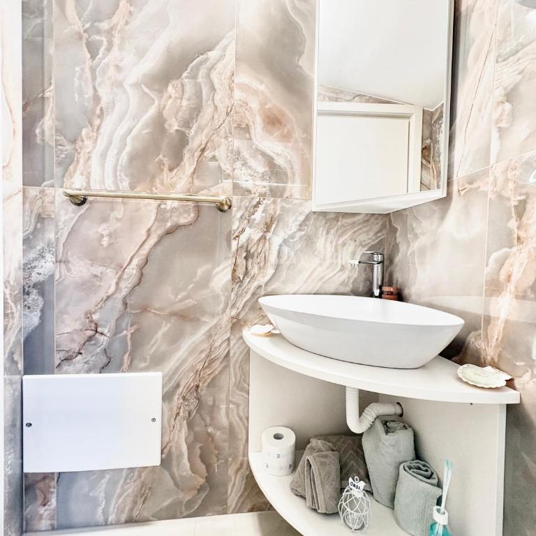 L'Oasi Felice - Double or Twin Room - 9