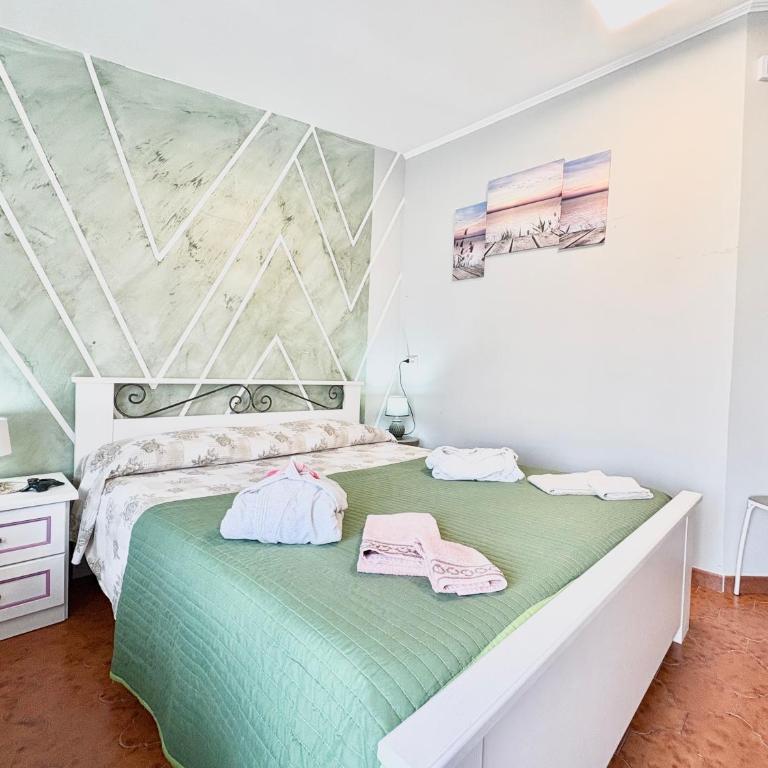 L'Oasi Felice - Quadruple Room with Terrace - 10