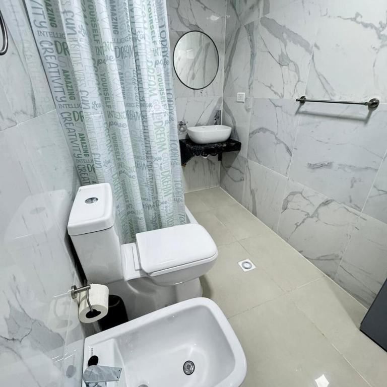 Moderno Monoambiente Centrico 3B - One-Bedroom Apartment - 6