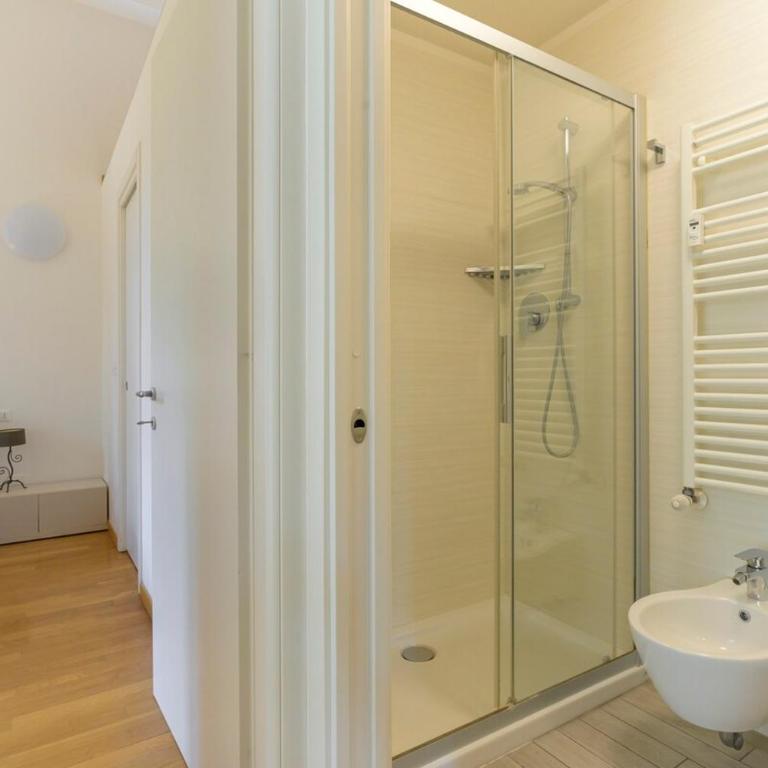 Cozy Modern Loft with Parking - BeMyHost - Appartamento con 2 Camere da Letto - 7
